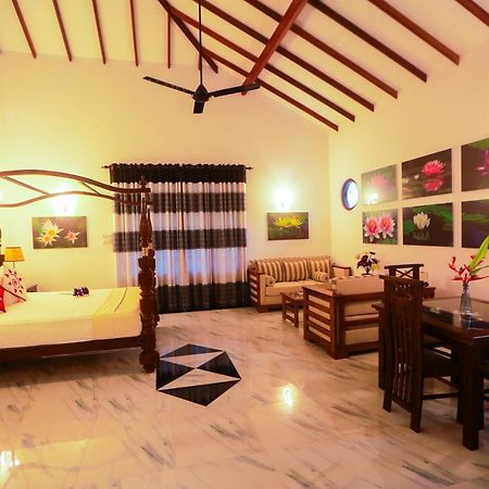 Sri Lankan Villa Elagawagoda Exterior photo