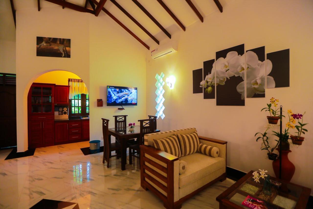Sri Lankan Villa Elagawagoda Exterior photo