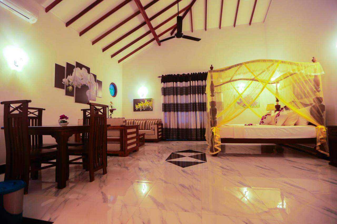 Sri Lankan Villa Elagawagoda Exterior photo