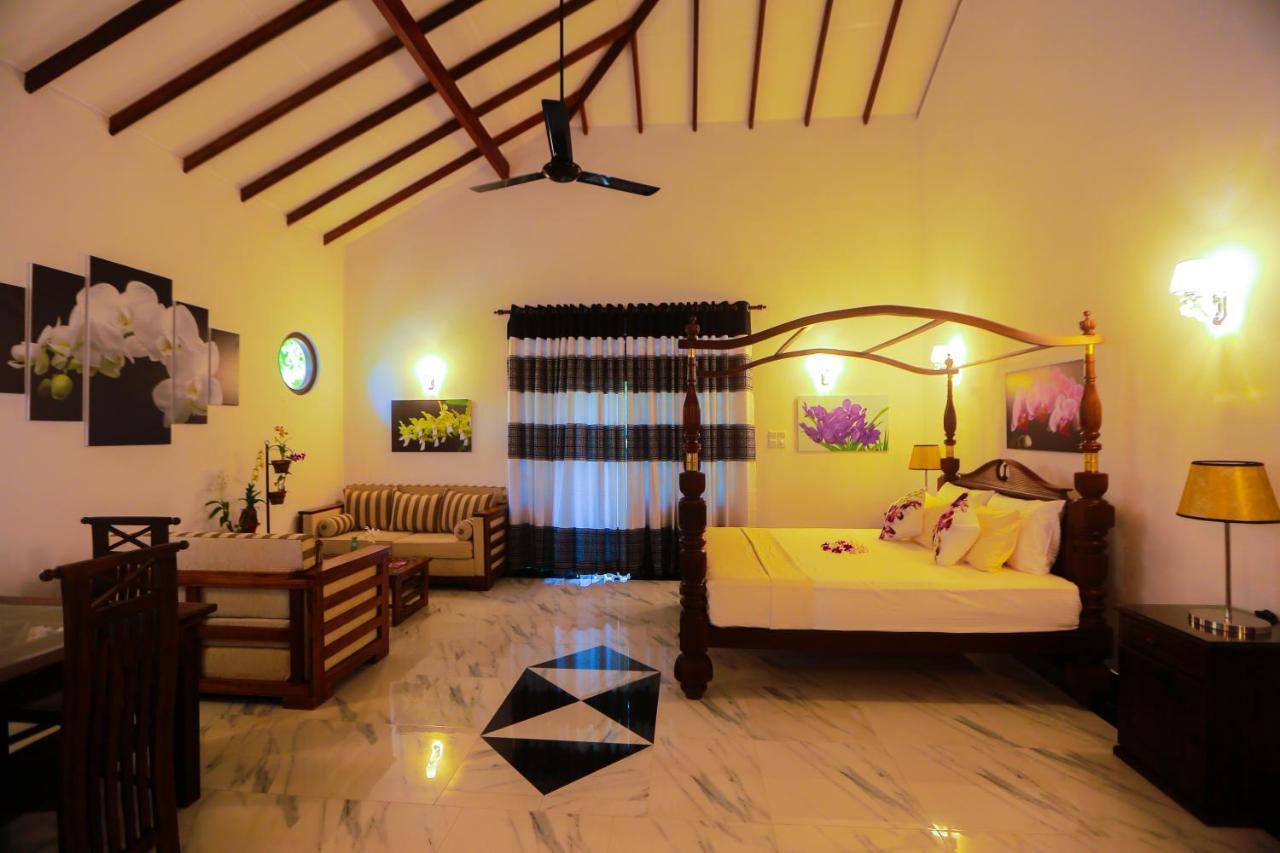 Sri Lankan Villa Elagawagoda Exterior photo